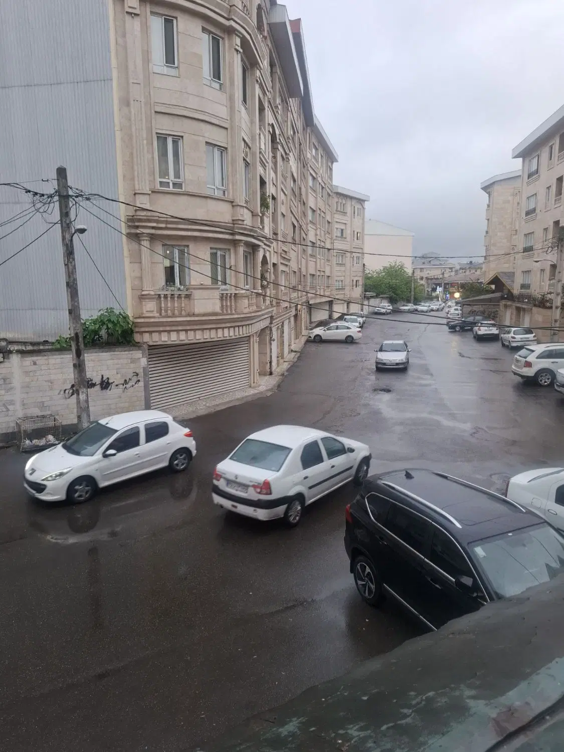 آپارتمان ۸۳ متر معلم شمسی پور