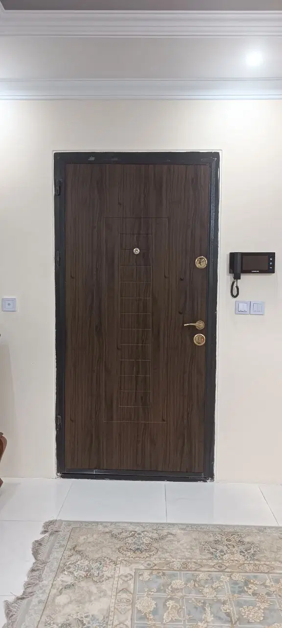 اپارتمان 102 متری نوساز