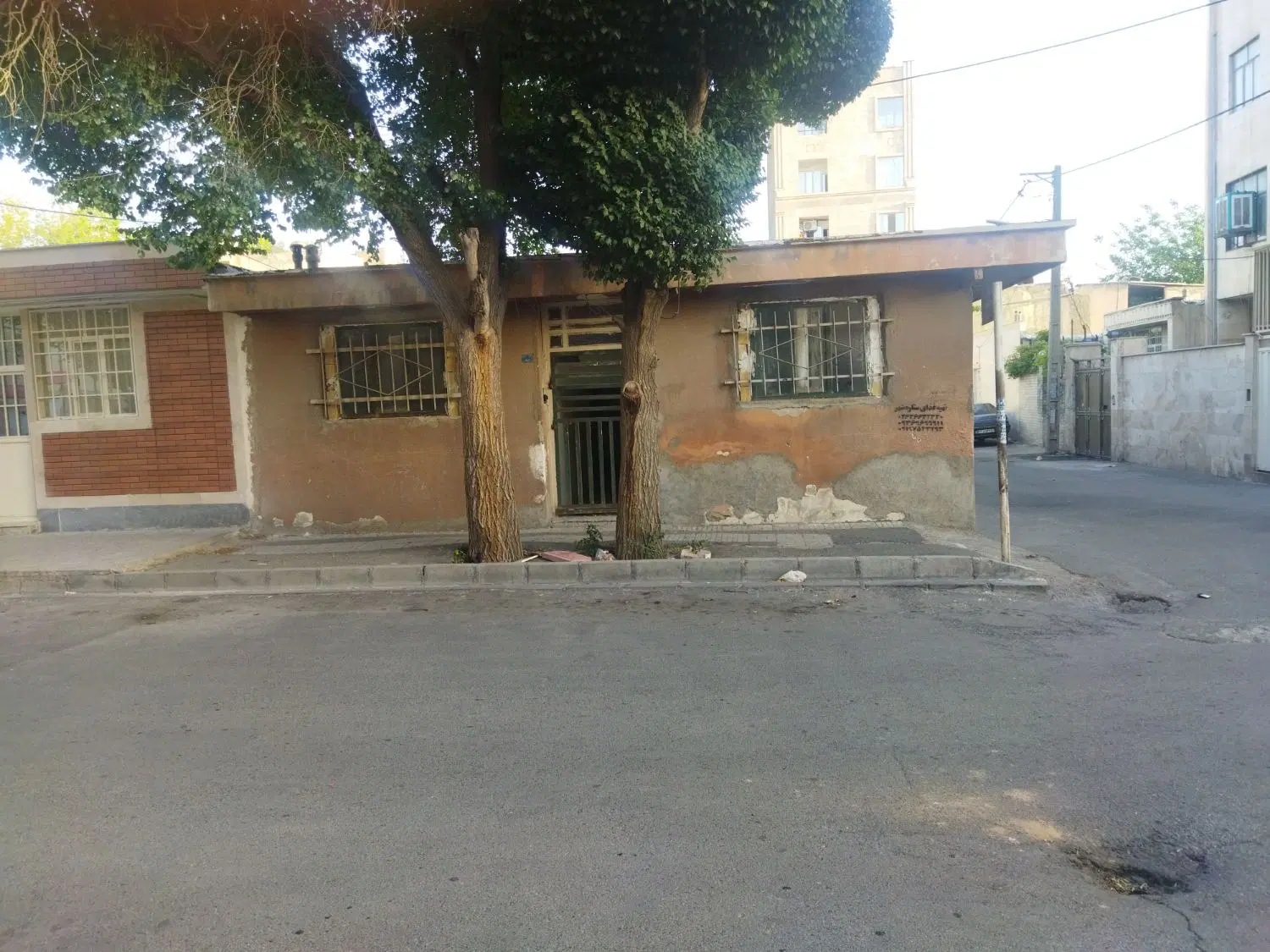 ویلایی سر نبش مناسب ساخت و ساز و سکونت