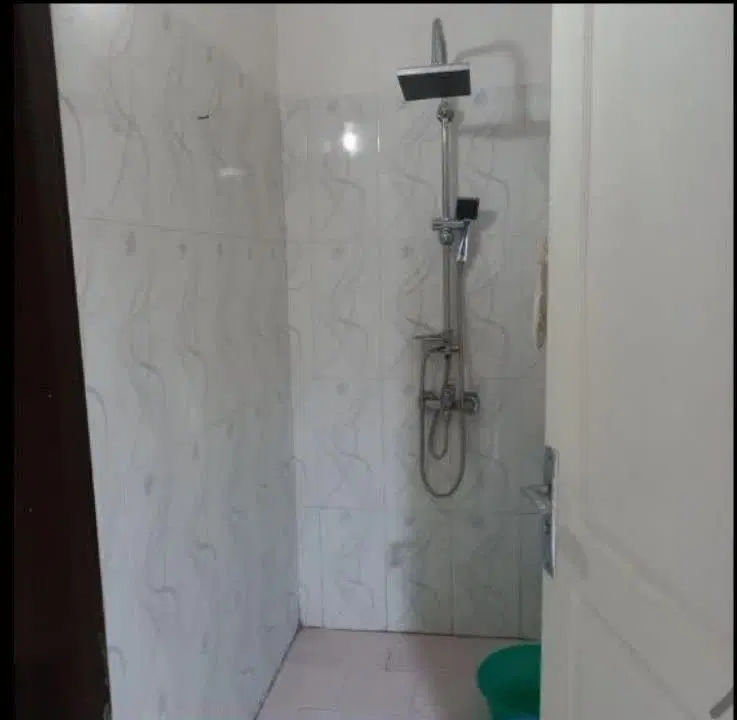 واحد ۸۵متر نوساز خ۲۲ بهمن جنوبی