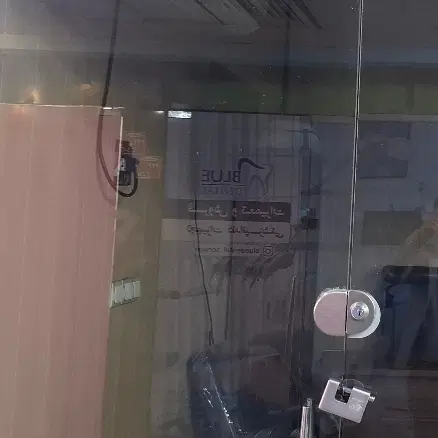 اجاره غرفه اداری با لوازم