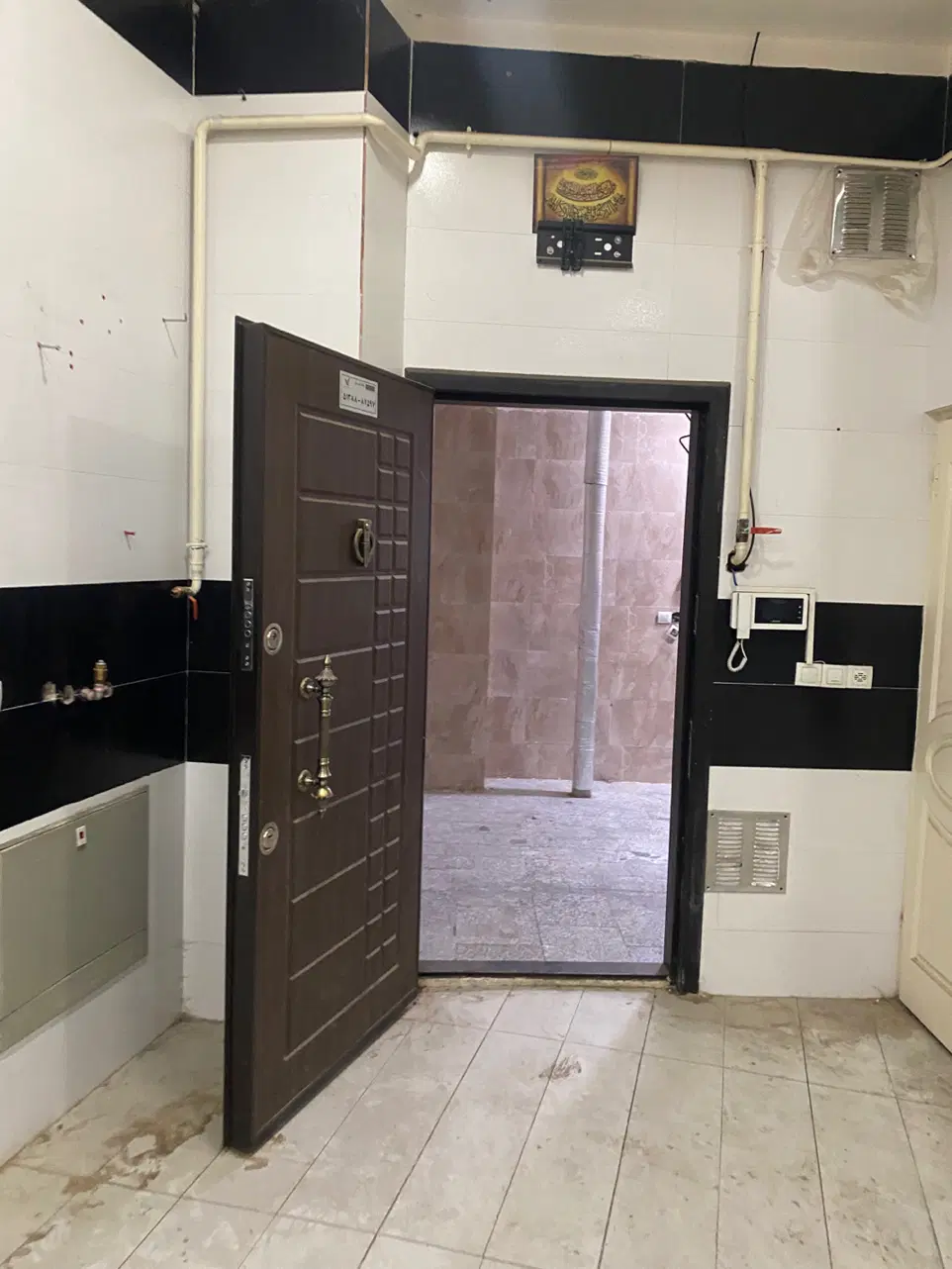 رهن و اجاره یک واحد سند تجاری ۱۷ شهریور ، پاستور
