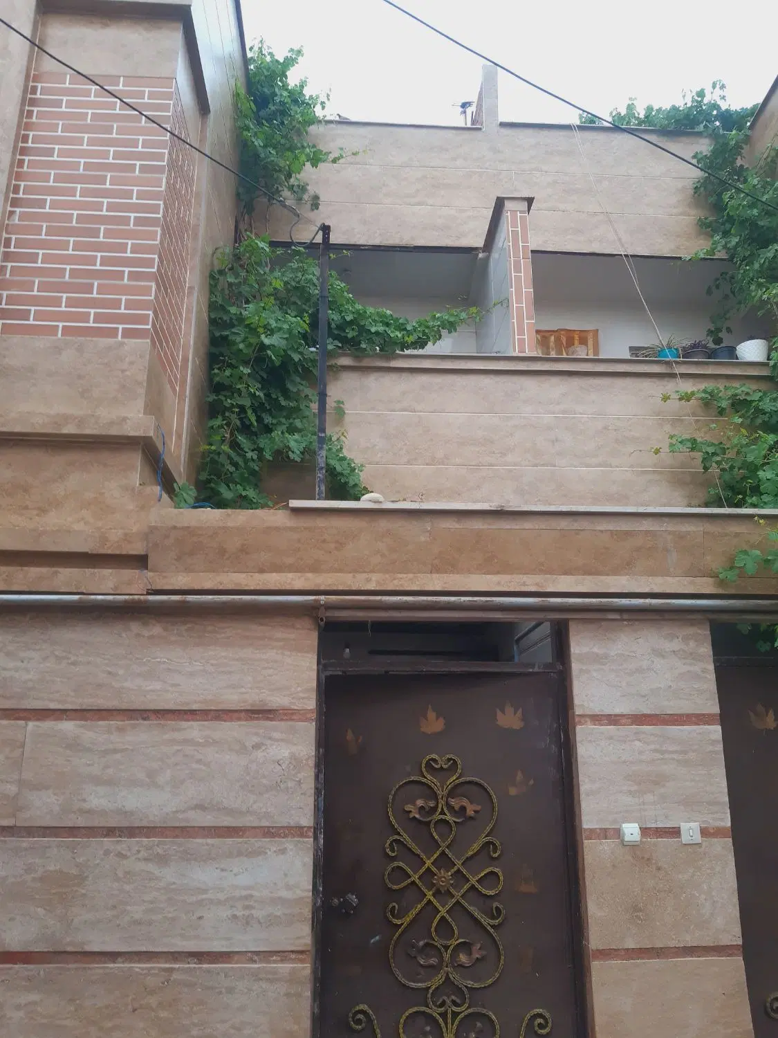 دو طبقه کاملا مجهز و شیک