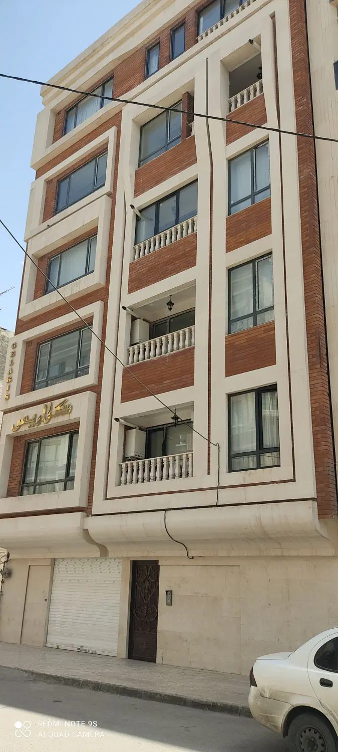 آپارتمان تک واحدی