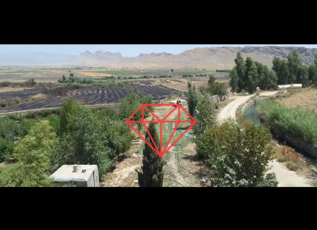 زمین مسکونی 300 متری با مجوز ساخت