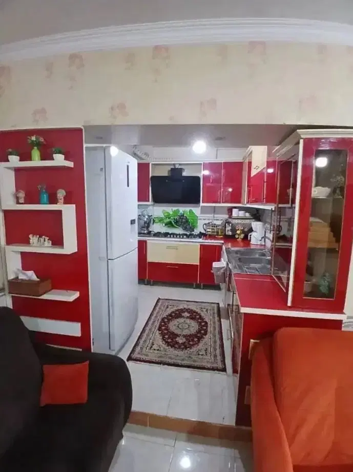 ۷۵متر ۲ خواب نسیم ۱ پارکینگ و اسانسور