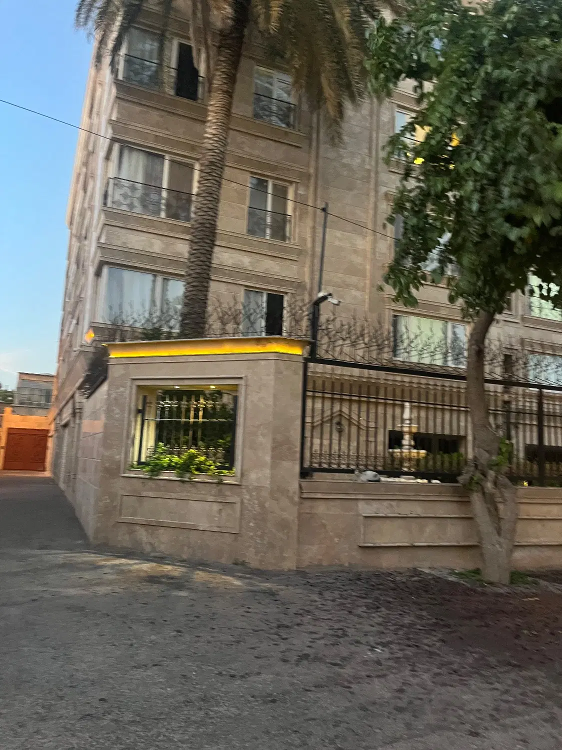 خانه ویلایی جهت رهن در مرکز شهر