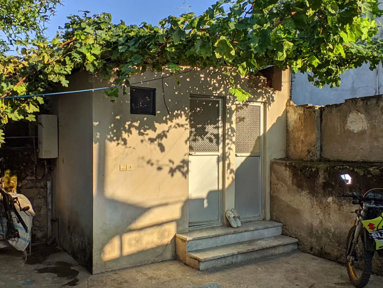 خانه ویلایی حیاط دار