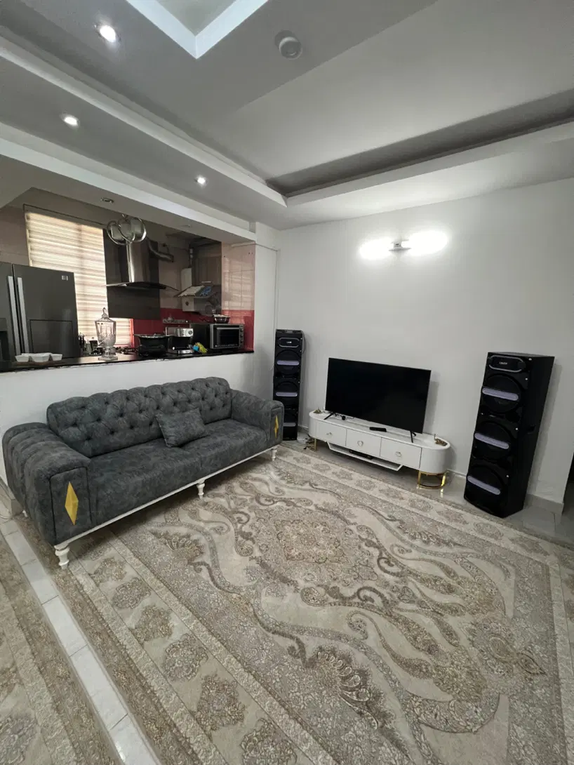 آپارتمان 75 متری دو خواب