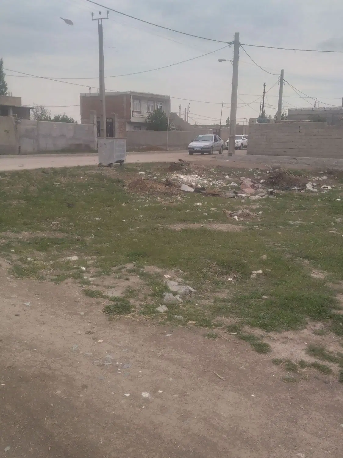 ۴۰۰متر زمین مسکونی در آقبلاق رستم خان