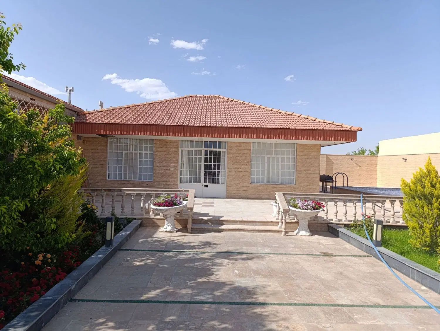 باغ شیک یفران.ایچی.جار