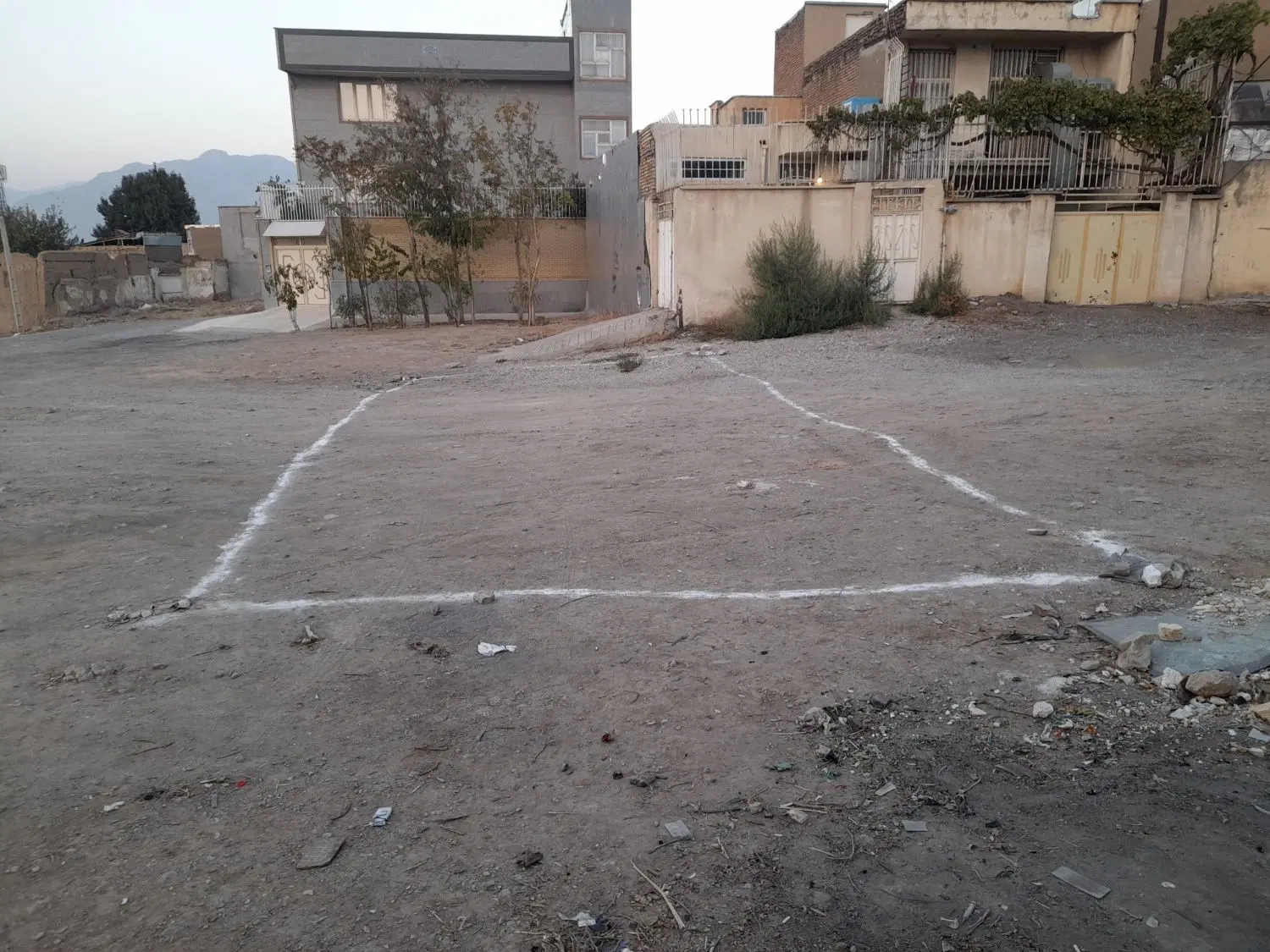 زمین بامجوزاماده ساخت