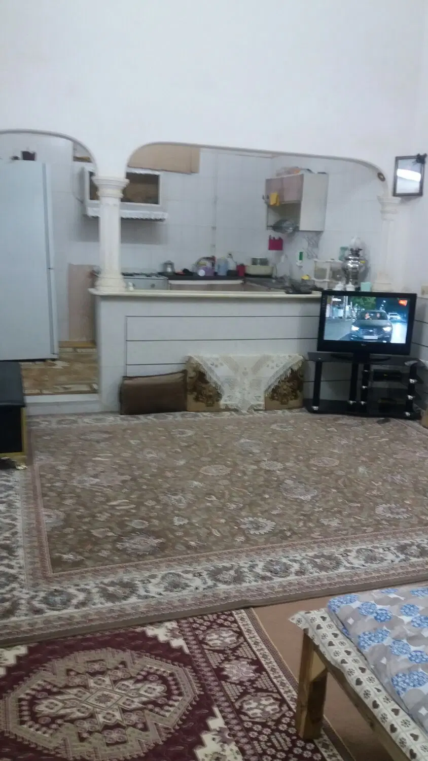 هم خانه وهمدم برای یک خانم سالمند