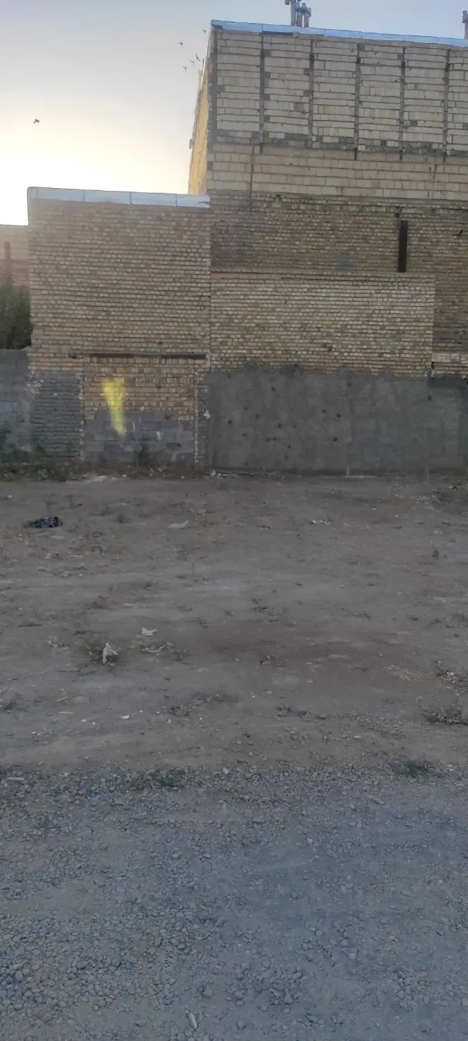 زمین مسکونی
