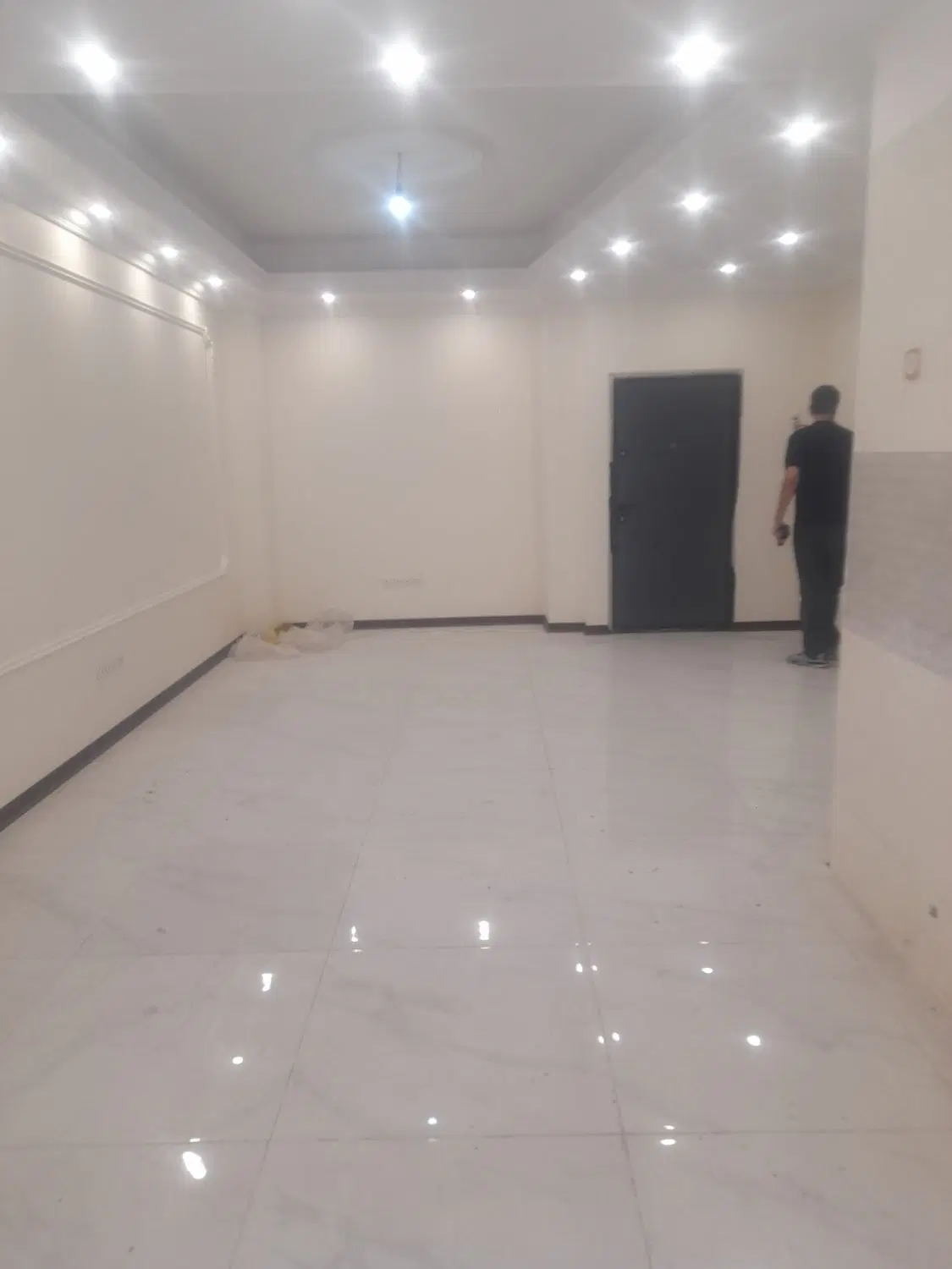 تهرانسر شهرک پاسداران ۶۰ متری نوسار