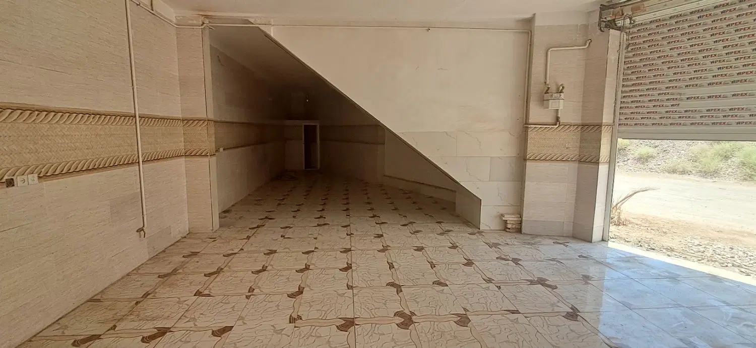 انبار ۱۰۰ متری،خ پانزده خرداد‌،۱۲ اجاره