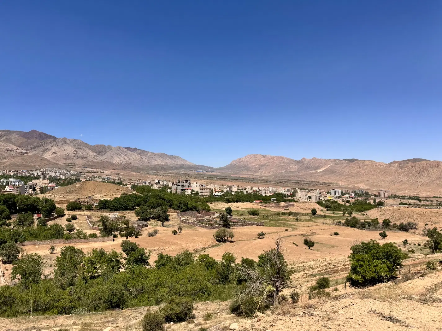 زمین داخل محدوده شهری شهمیرزاد