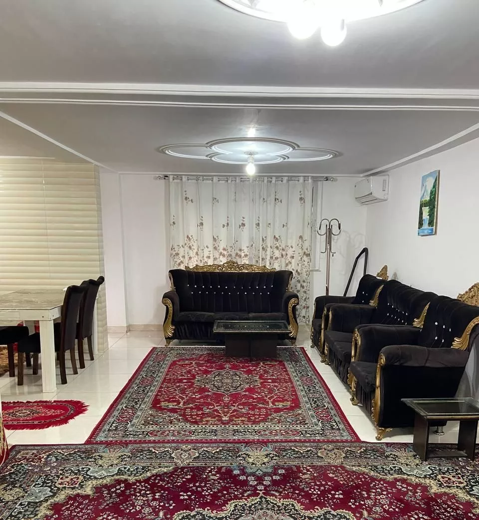 سوییت درمرکزشهرنزدیک به ساحل