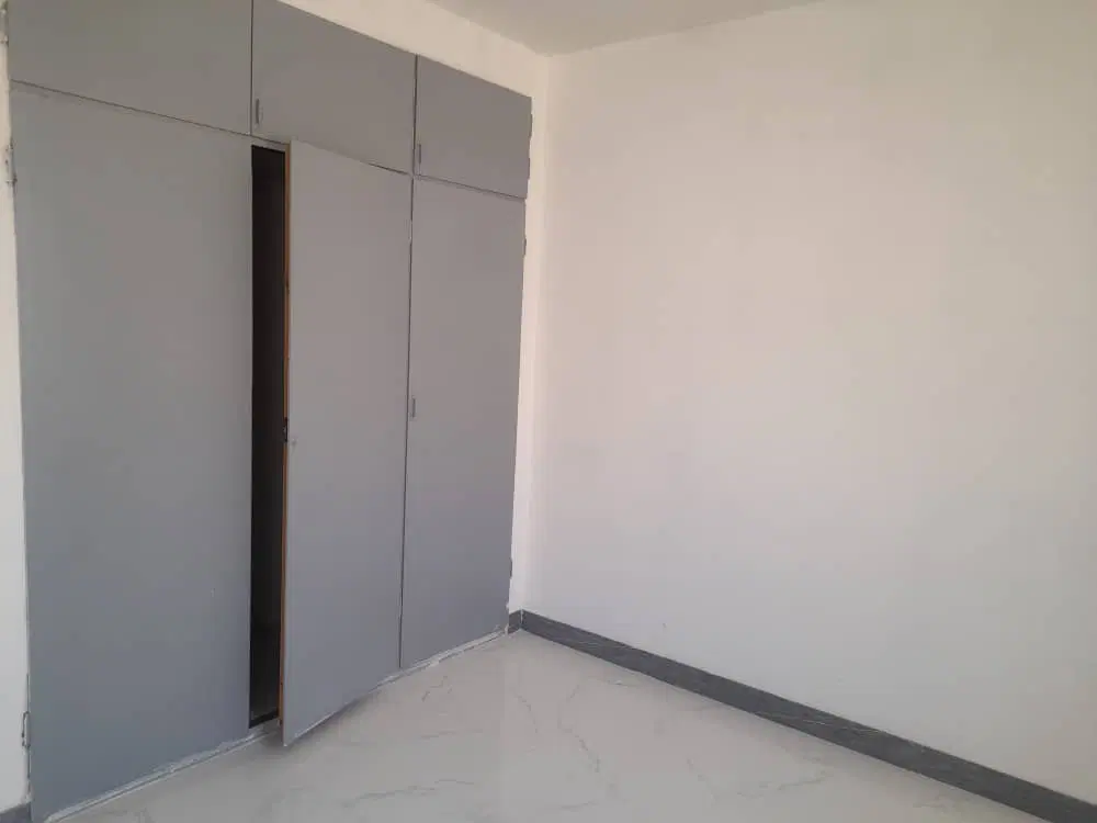 فروش آپارتمان ۷۵ متری در فاز ۶ شمال