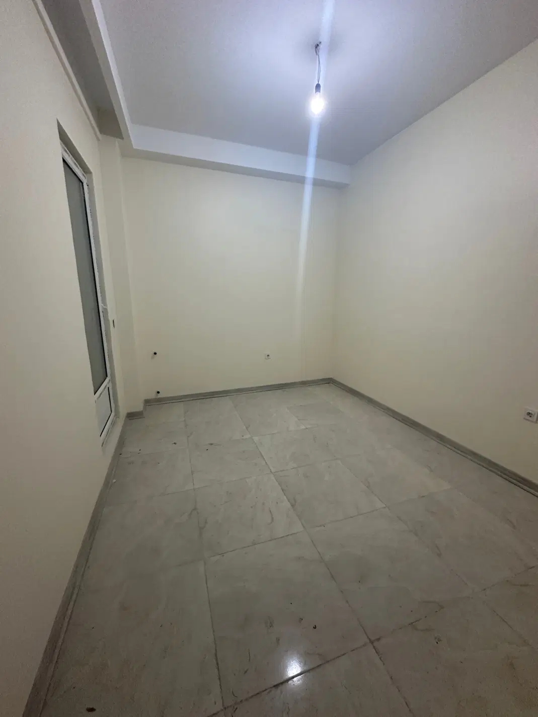 ۱۰۵ متر خیابان داریوش
