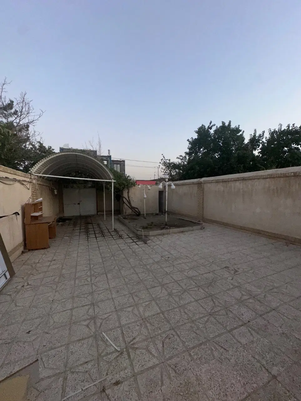 ویلایی دربست_شیک_قابل تبدیل_شقایق_تخلیه