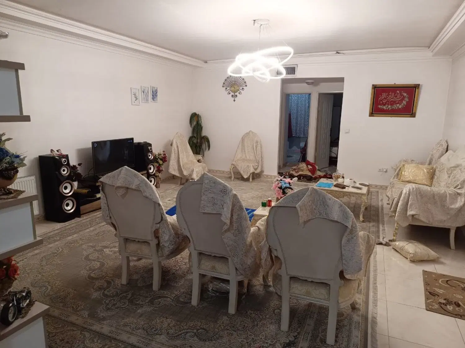 فروص یک آپارتمان تک واحدی بزرگ