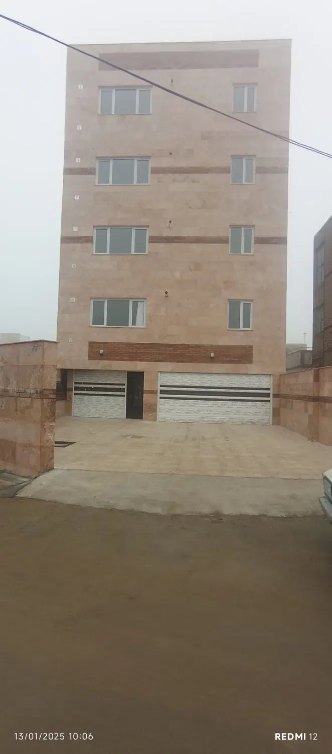 آپارتمان شهرک مدنی فاز3