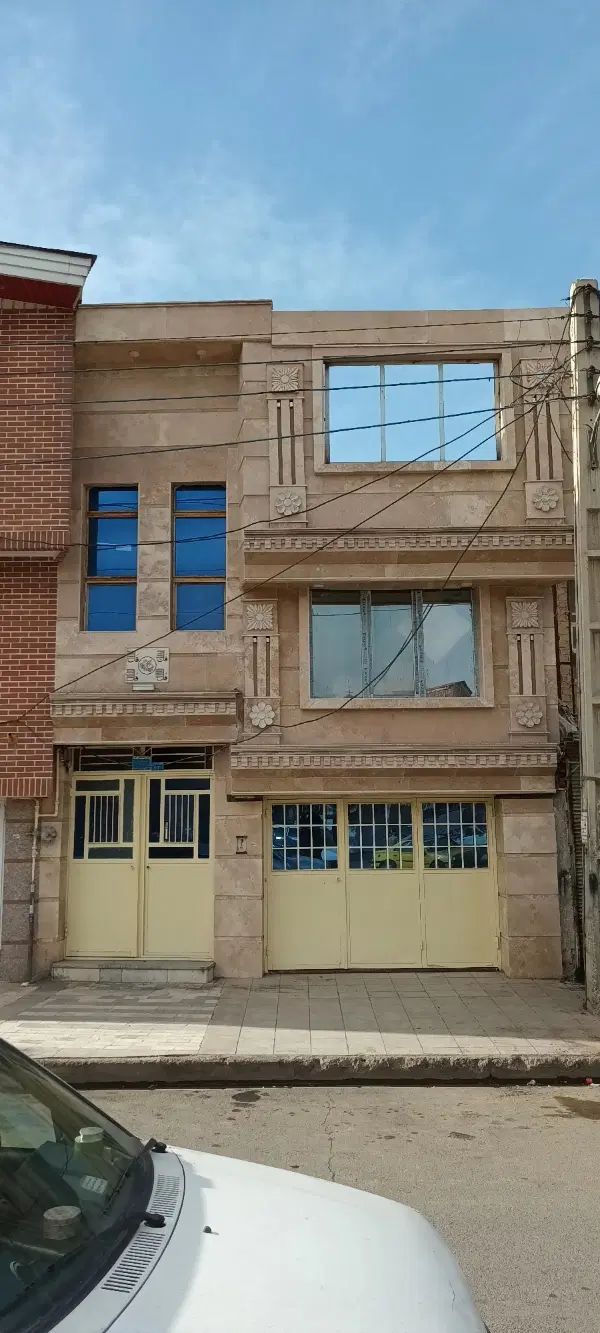 ویلایی ۱۸۰ متر