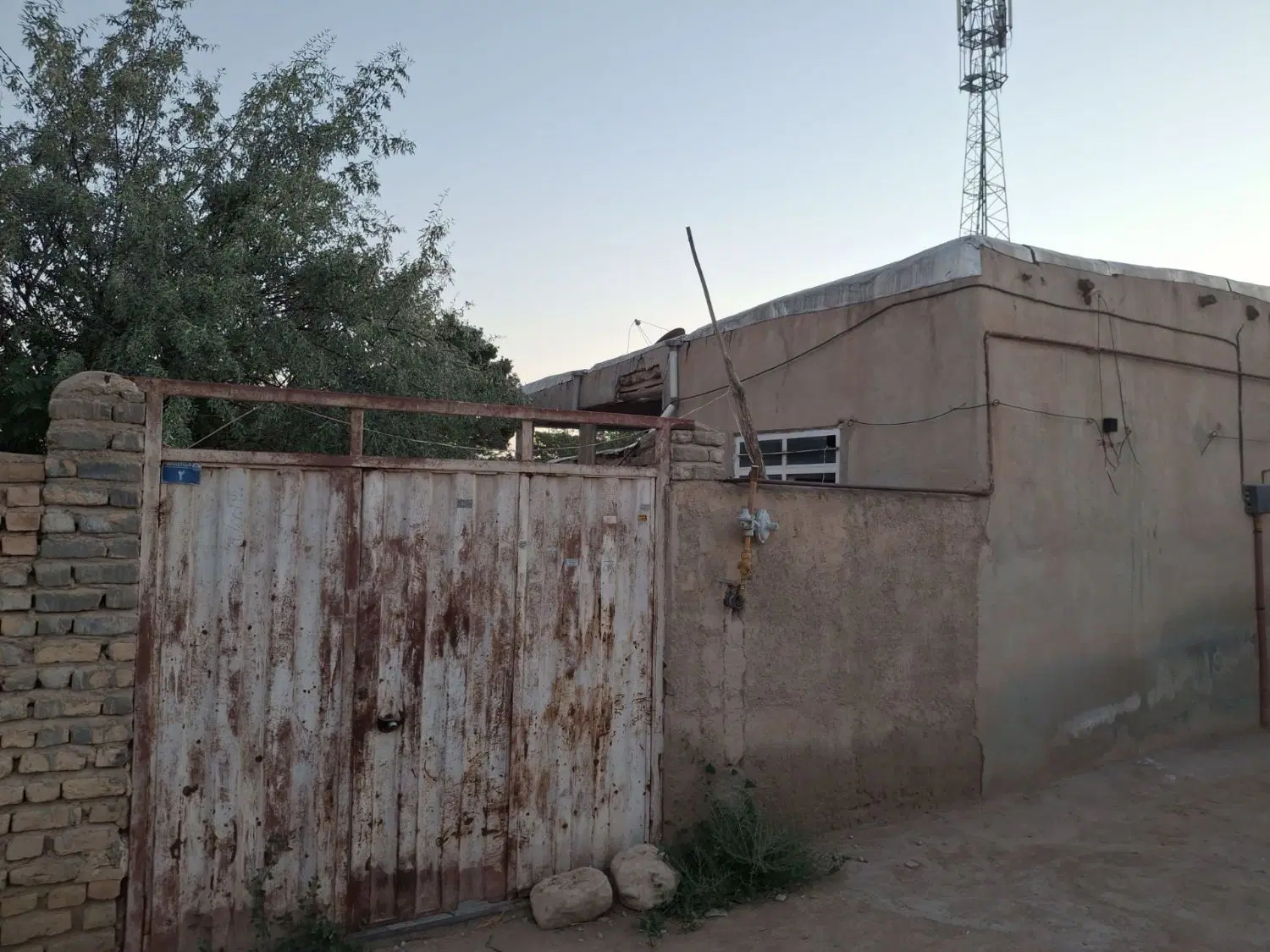 ملک و زمین کلنگی ملکش