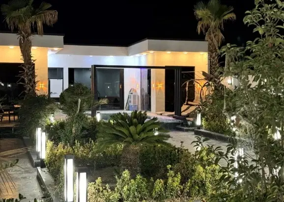 همخونه میخوام