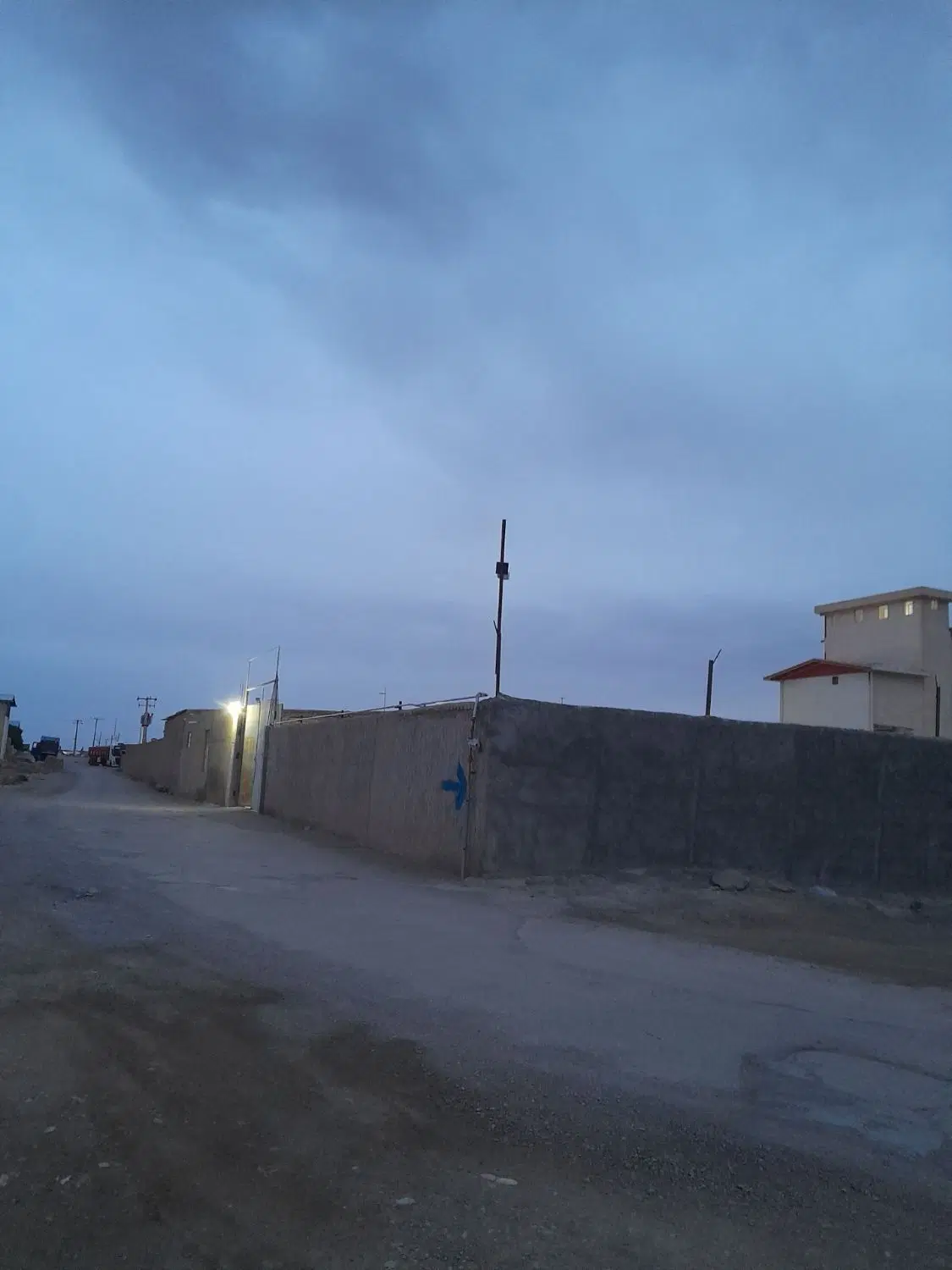 زمین ۵۸۴ متری