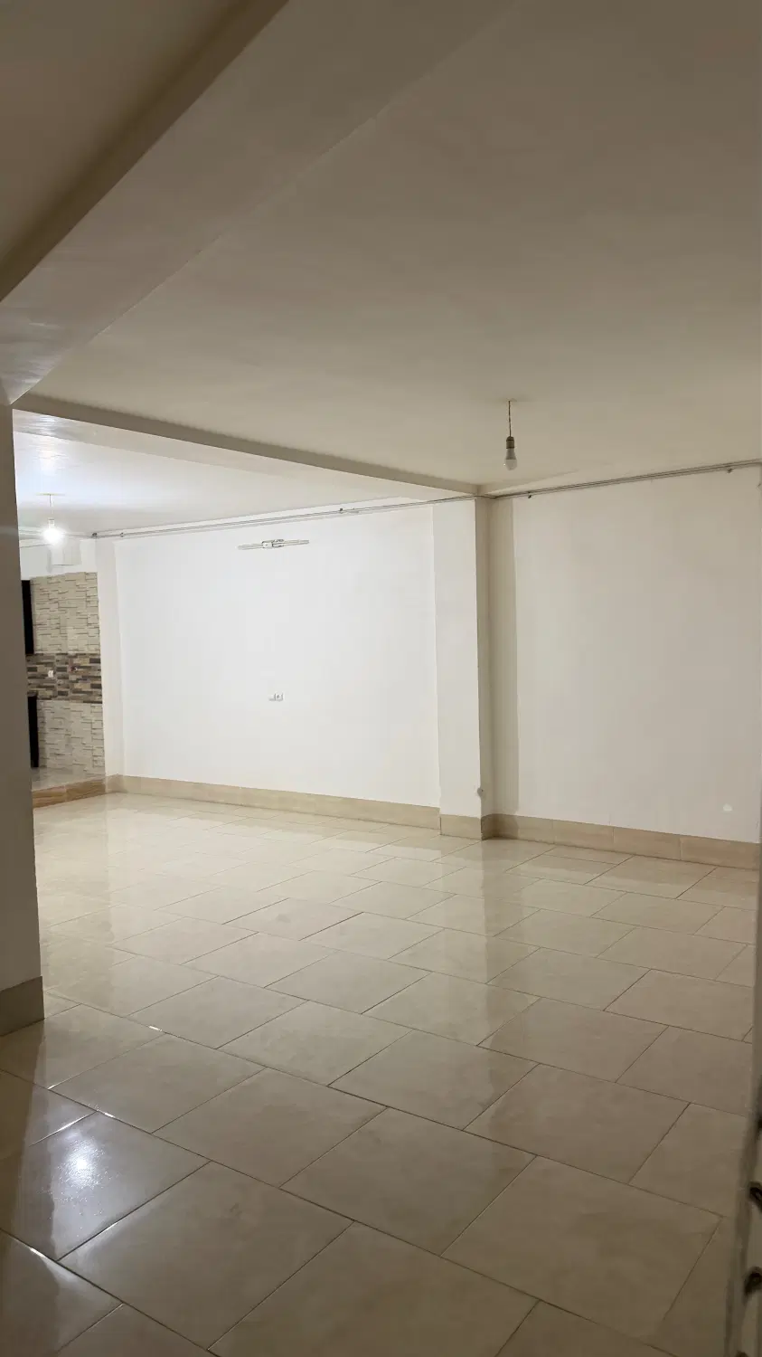 خونه یک خواب در ب ساختمان همکف