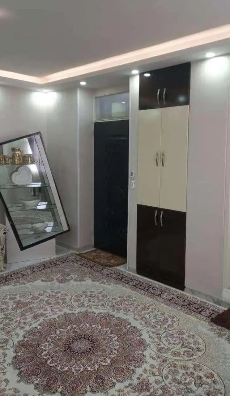 اجاره واحد ۶۵ متری درهشتم شرقی