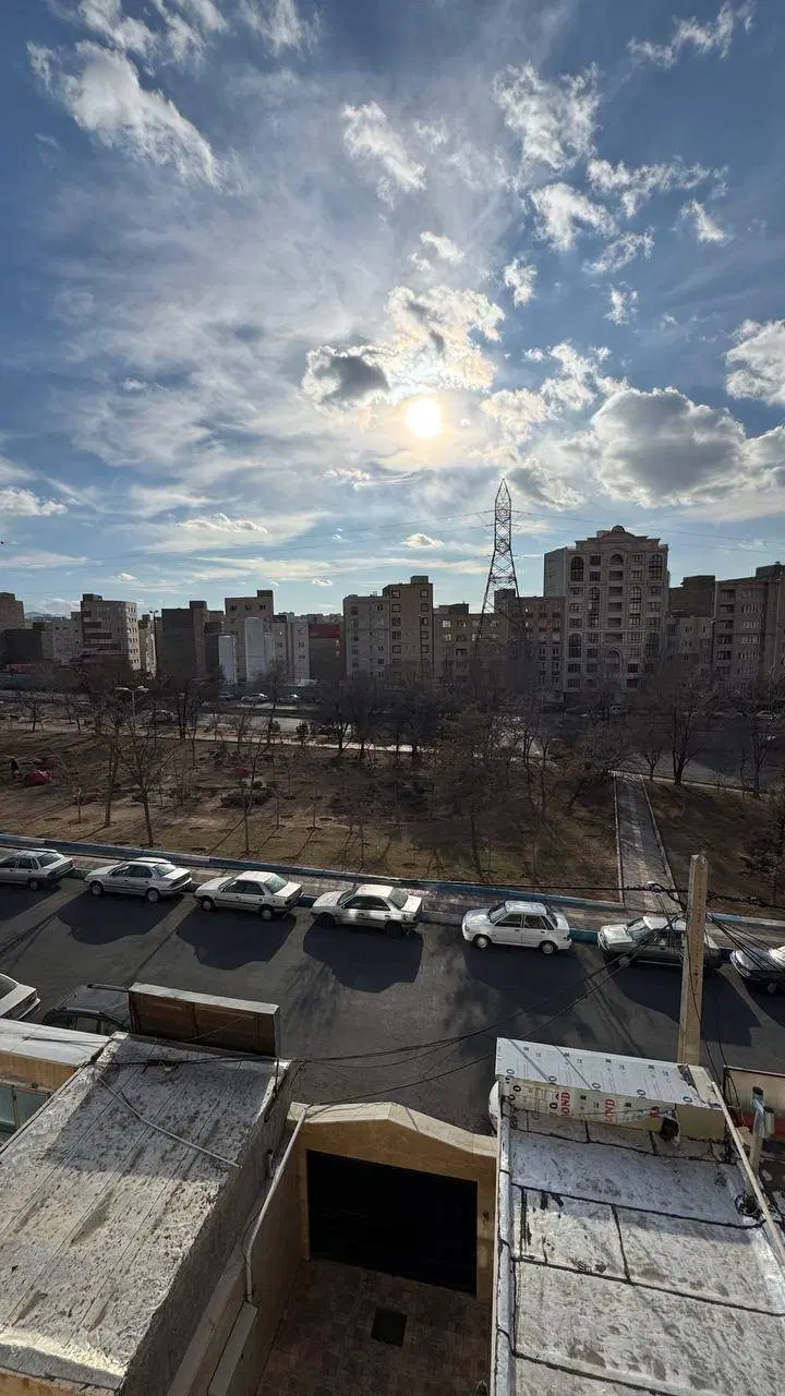 زیرزمین مسکونی 190 متر منظریه 20 متری