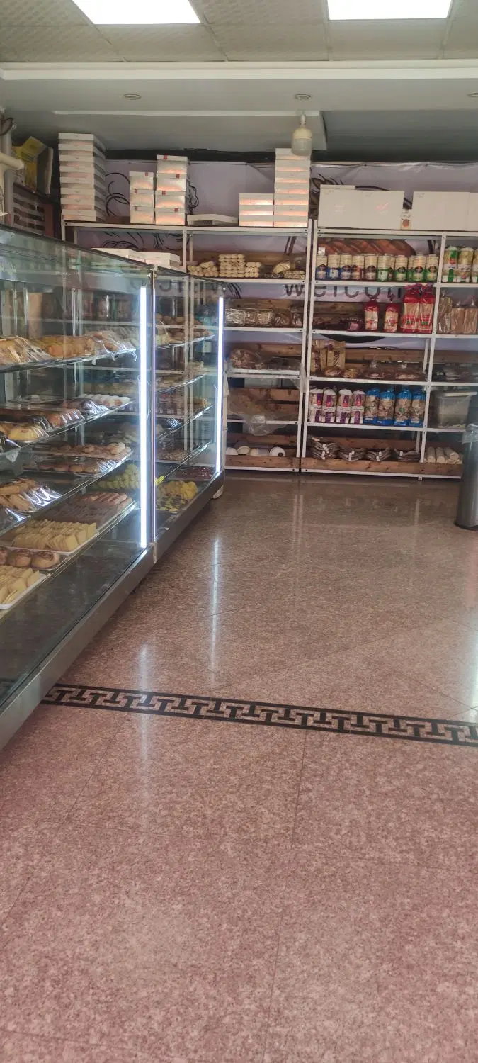 شهرزیبا مغازه 150متر اجاره با بر 6متر