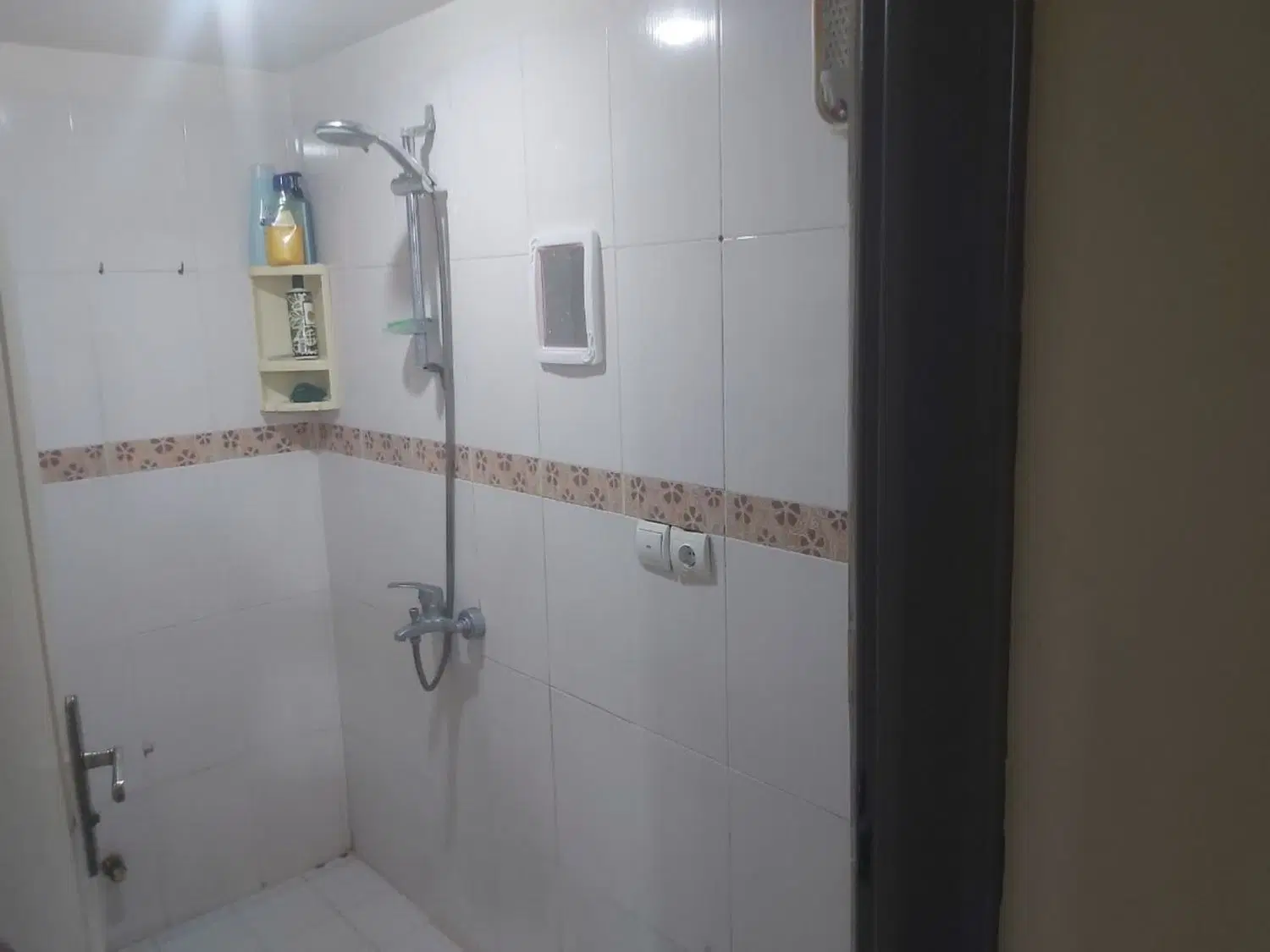 آپارتمان تک برگ سند
