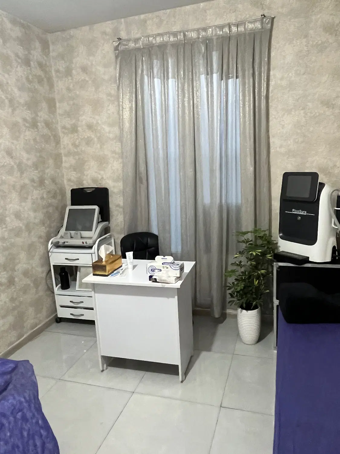 اجاره اتاق در مطب زیبایی