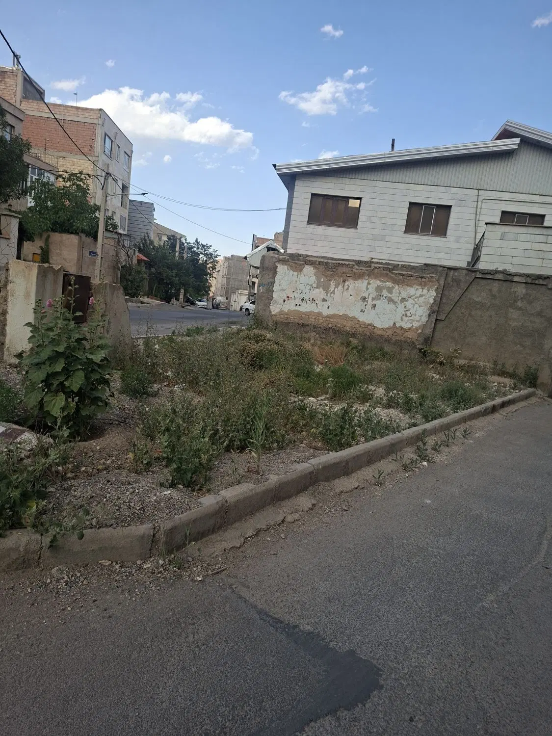 زمین ۷۵ متری مسکونی فیروزکوه