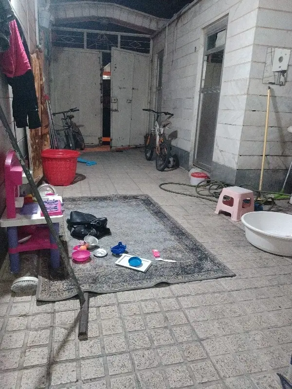اجاره خانه 90متری حیاط دار