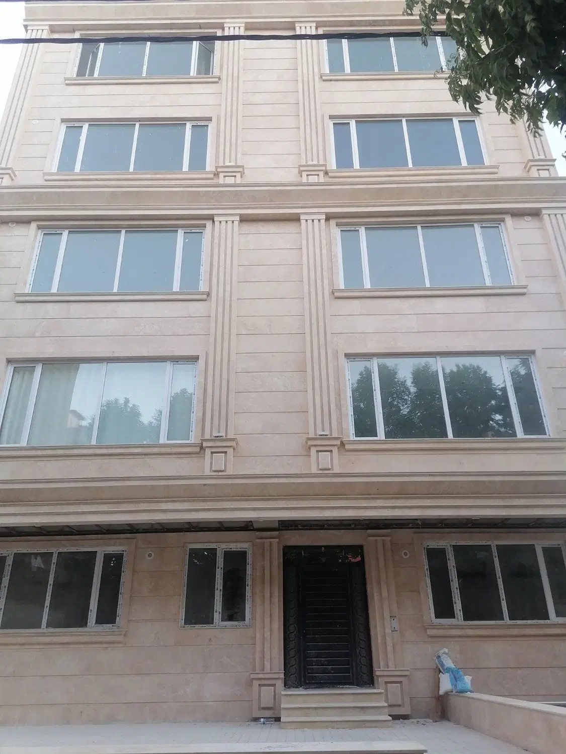 آپارتمان نقلی فردوسی