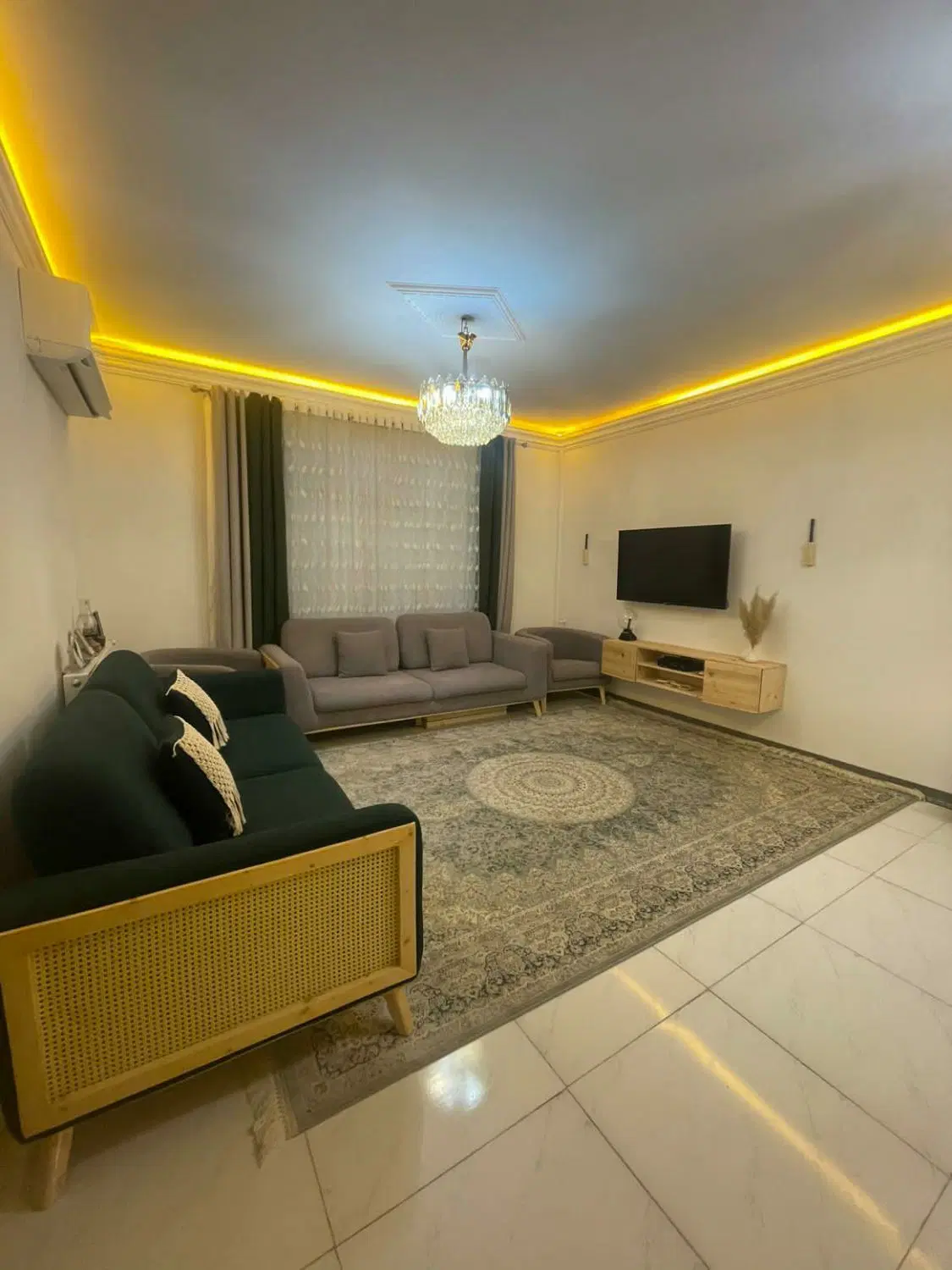 آپارتمان نوساز شیک