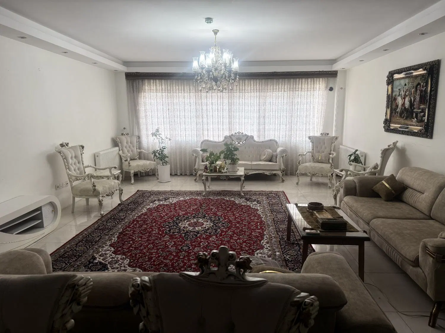 آپارتمان در گلستان