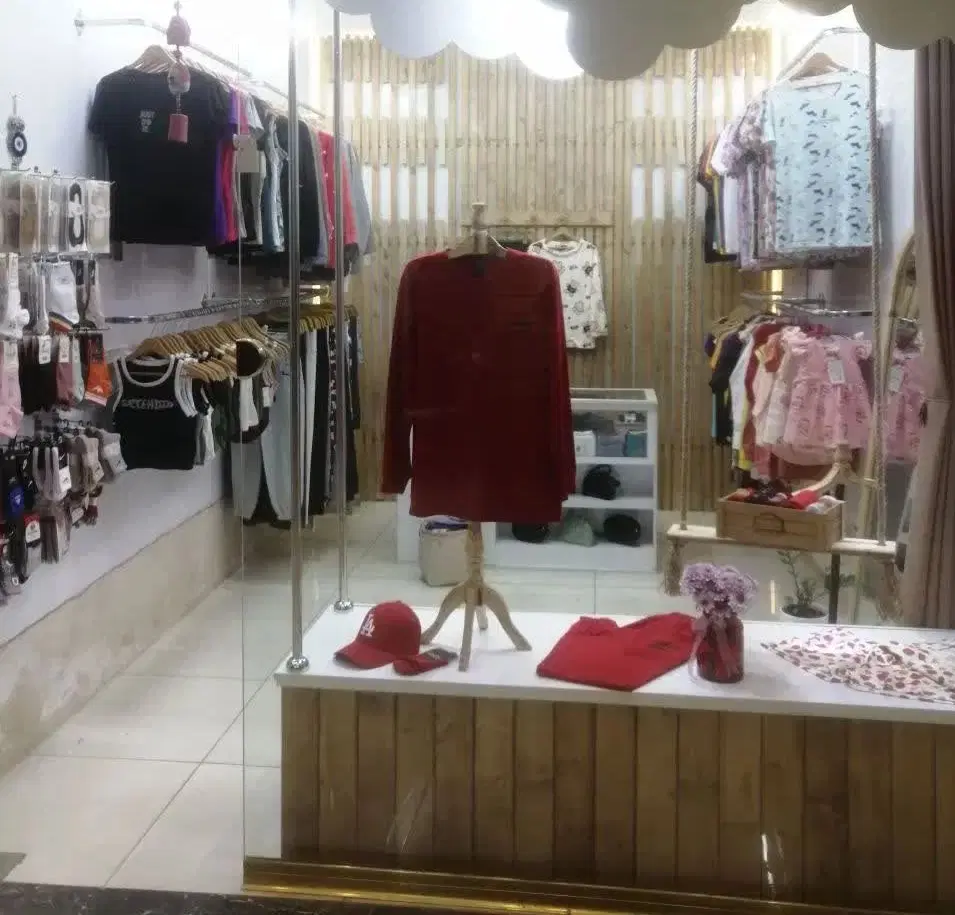 مغازه 15 متری