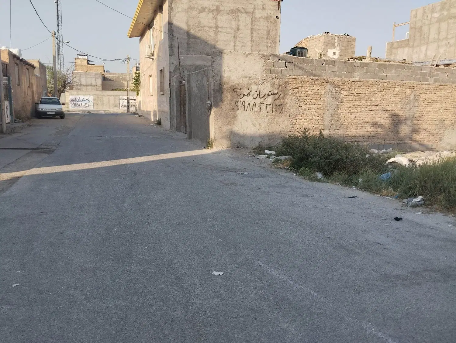 150متر زمین مسکونی لوکیشن خوب