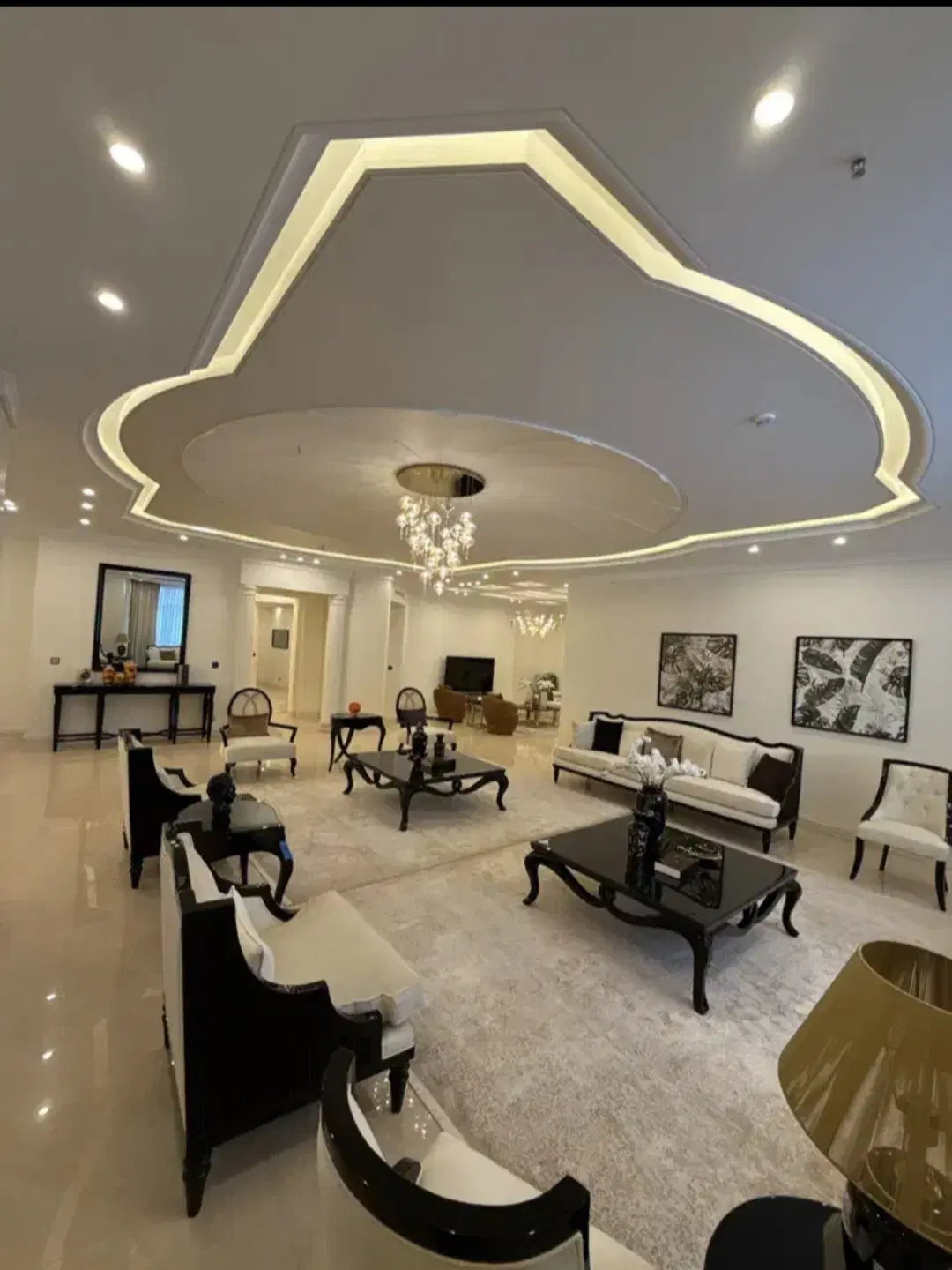 ۱۴۵ متری_کلید اول_نما مدرن_سازنده مطرح