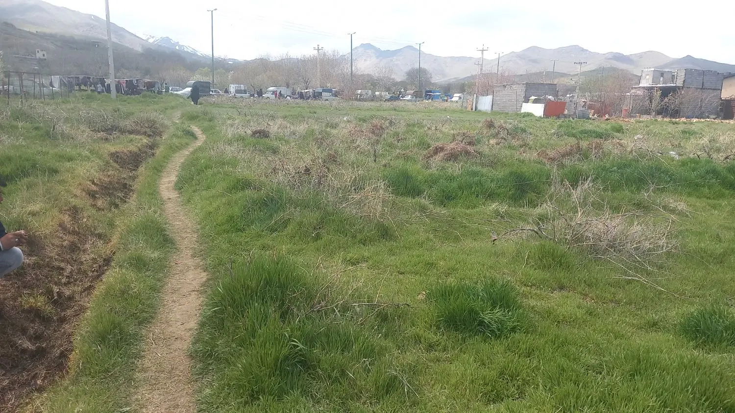 سلام زمین  باغی