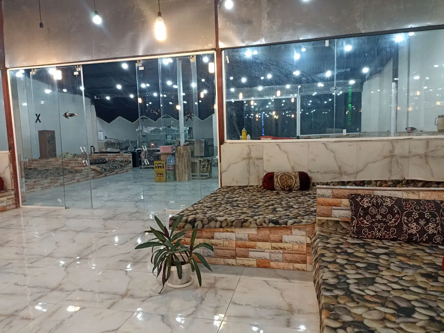 ملک تجاری