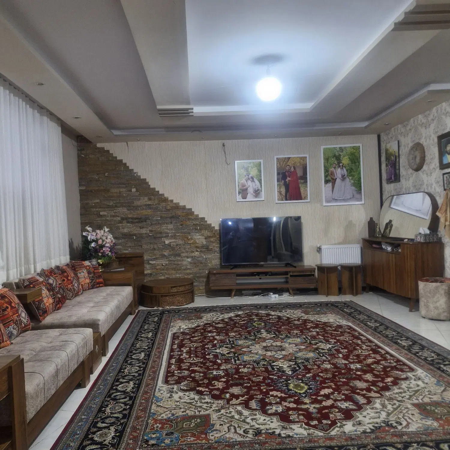 دوخواب 110متری قیمت 9950لوکیشن فرزانگان
