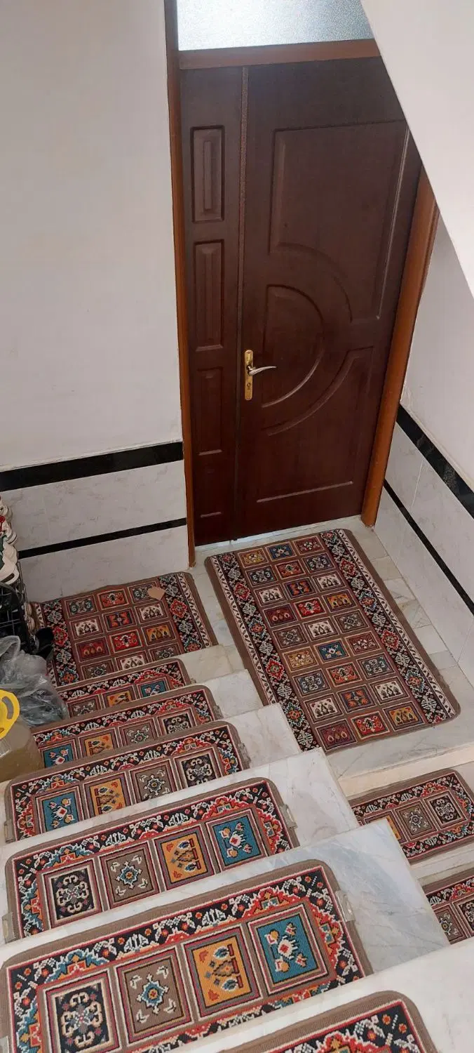 واحد ۱۲۰ متری میدان اصلی دوشان