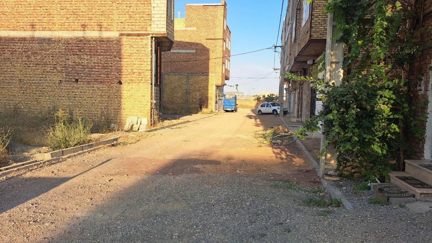 زمین مسکونی